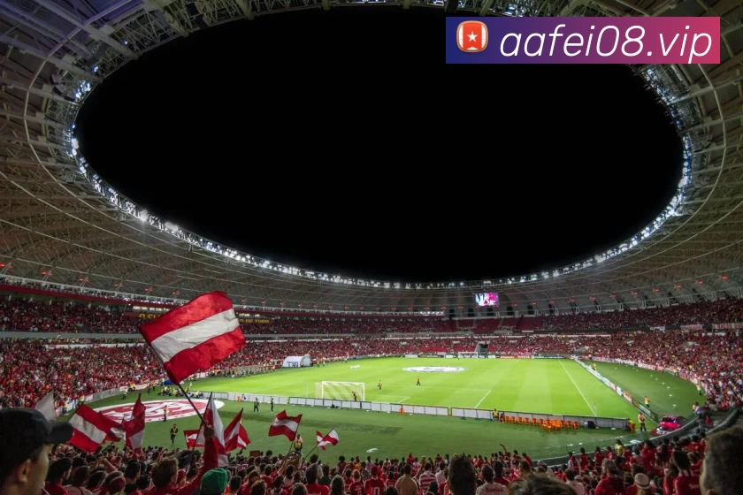 被坑惨了！转会费6500万欧，英超21场仅1球，热刺俯冲降级区